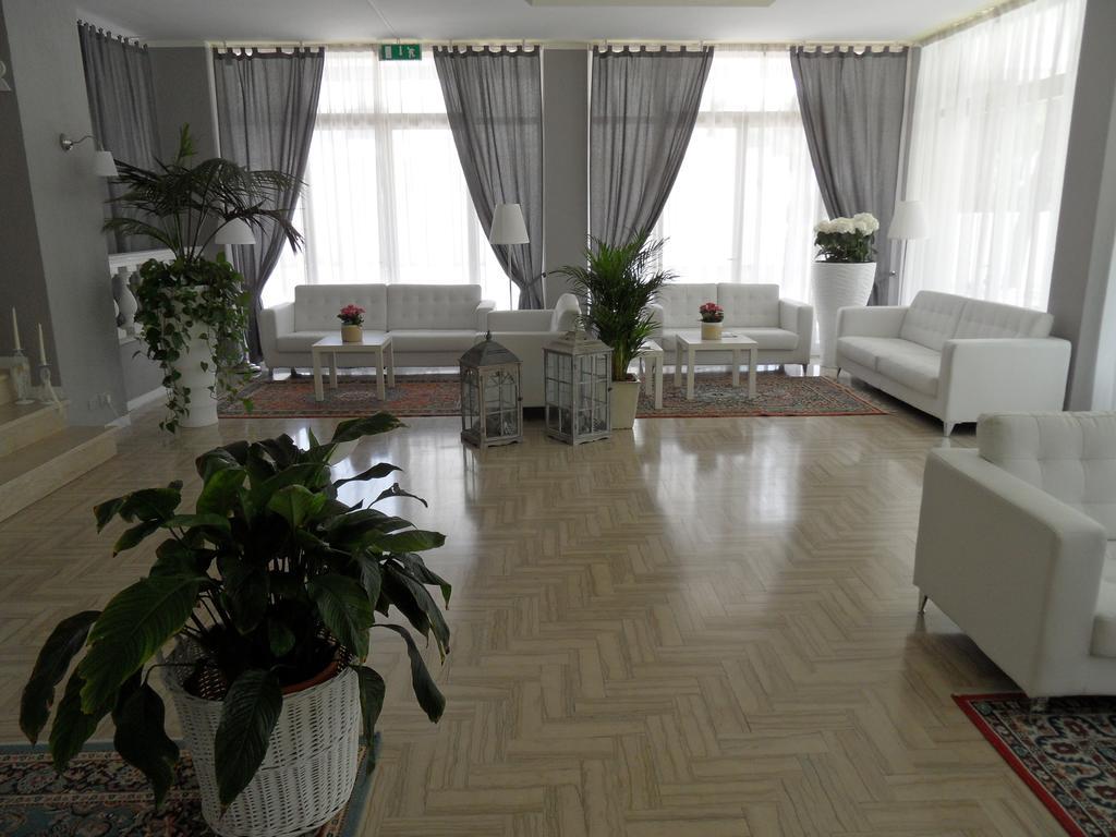 Hotel Monaco - Parcheggio Incluso Min 2 Gg Milano Marittima Exteriér fotografie